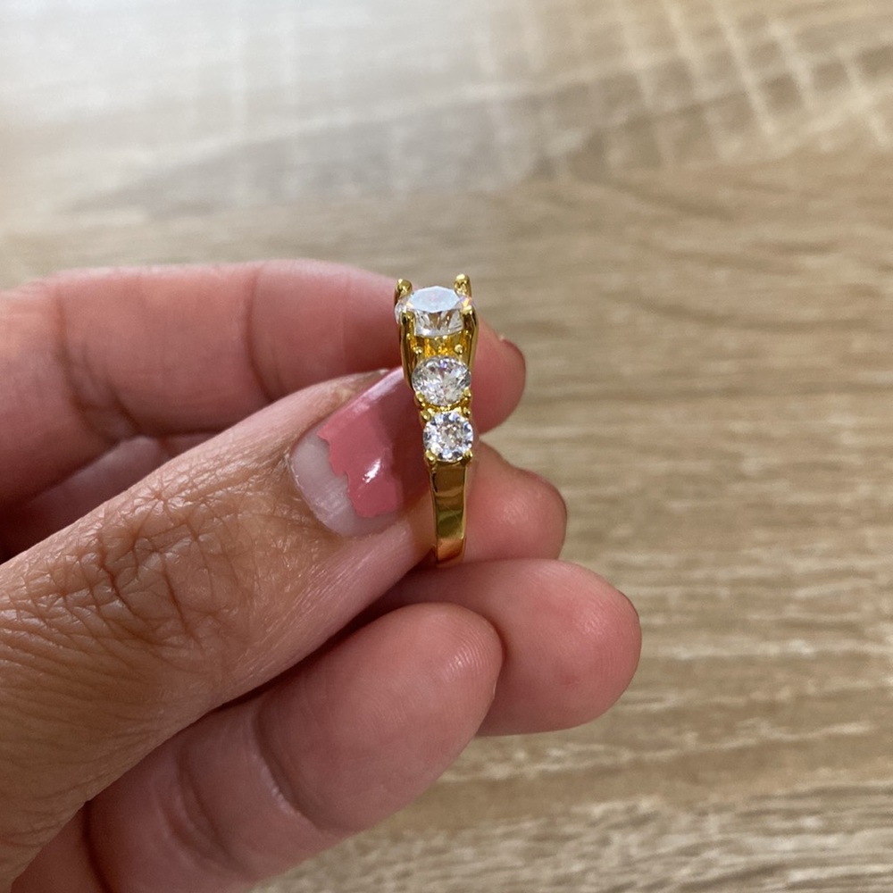 CZ Diamond ring - Picture 5 of 7